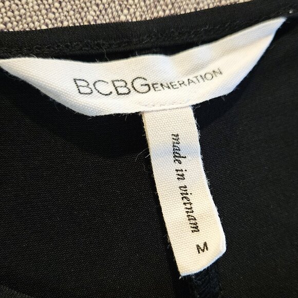 BCBGeneration - Black long sleeve dress with front pleats - Picture 8 of 8
